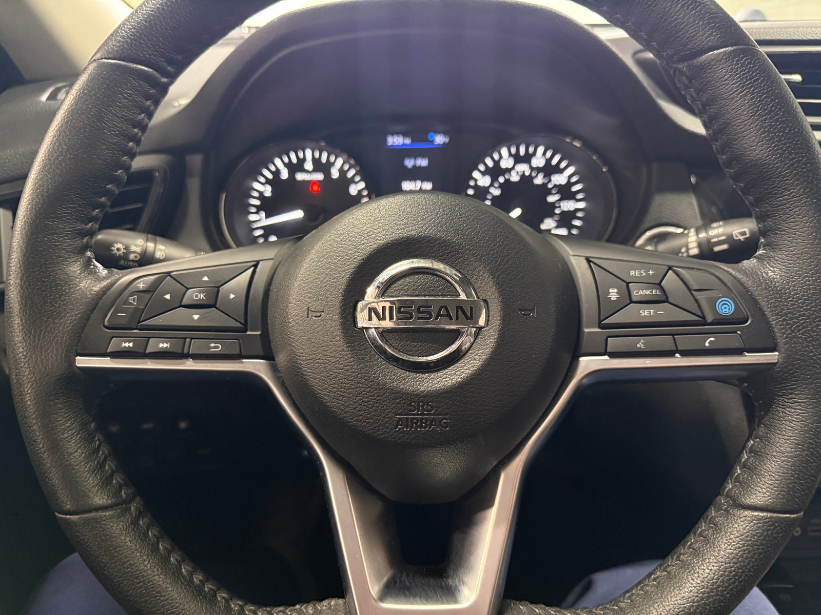 Thumbnail: 2019 Nissan Rogue - 4