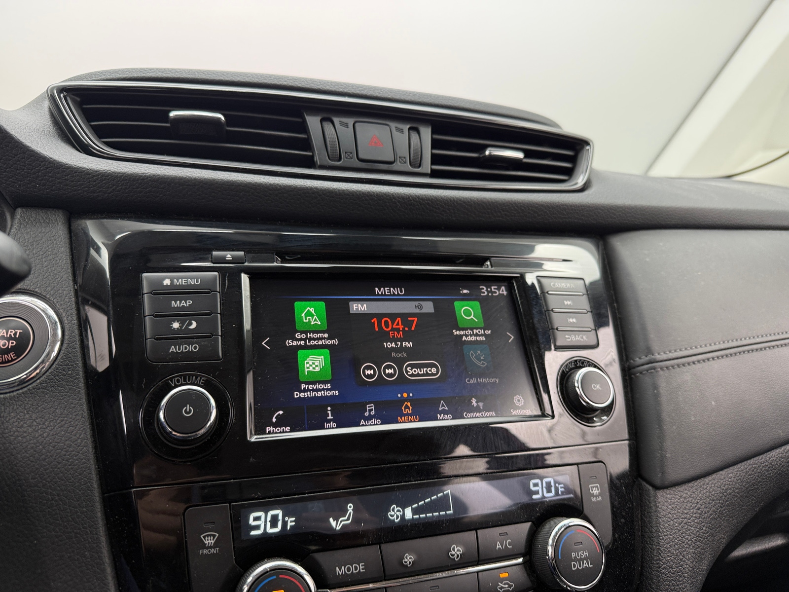 Thumbnail: 2019 Nissan Rogue - 3