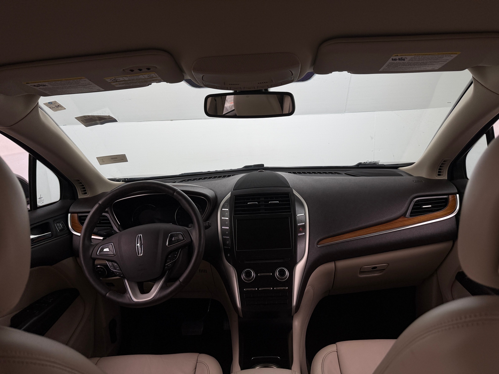 Thumbnail: 2018 Lincoln MKC - 2