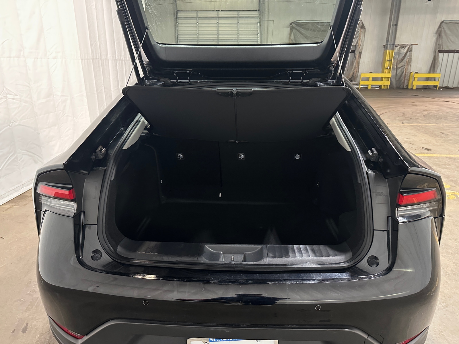 Thumbnail: 2025 Toyota Prius - 7