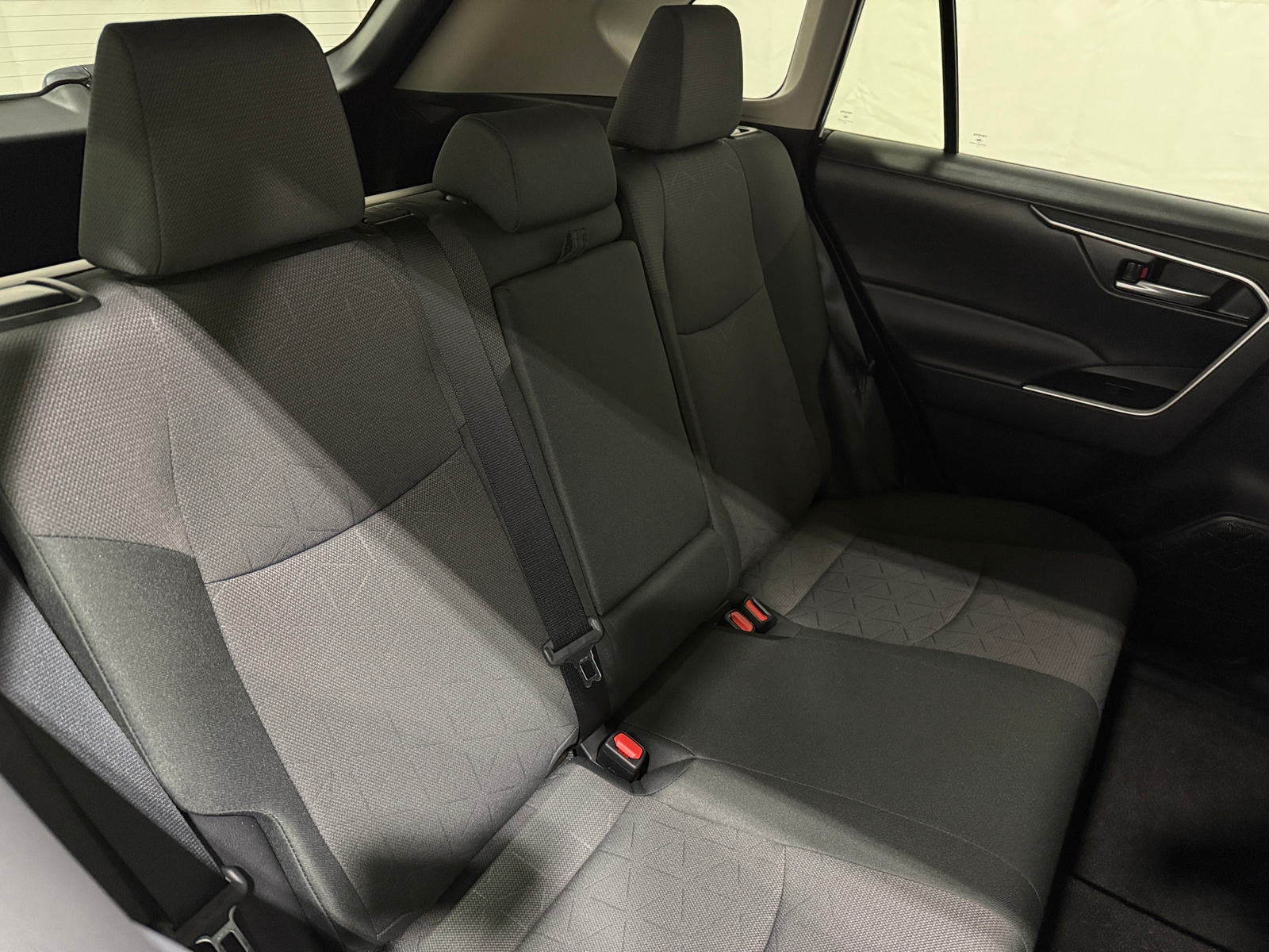 Thumbnail: 2025 Toyota RAV4 - 6