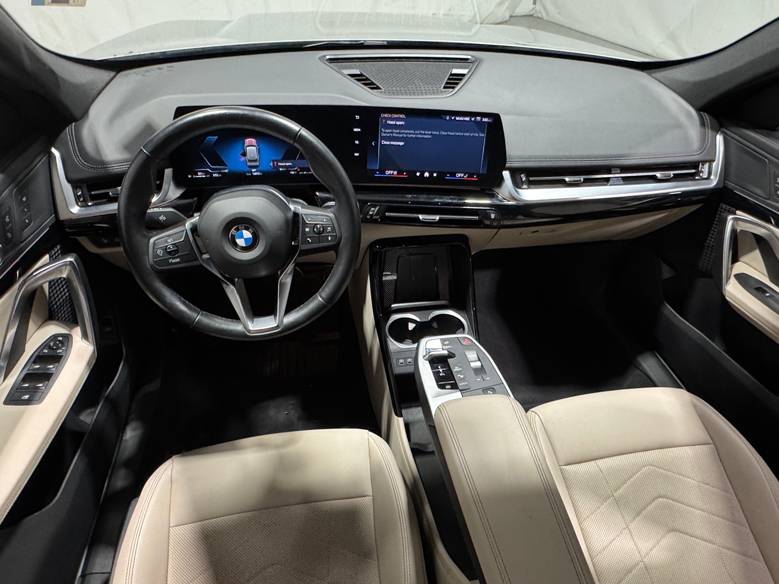 Thumbnail: 2025 BMW X1 - 2