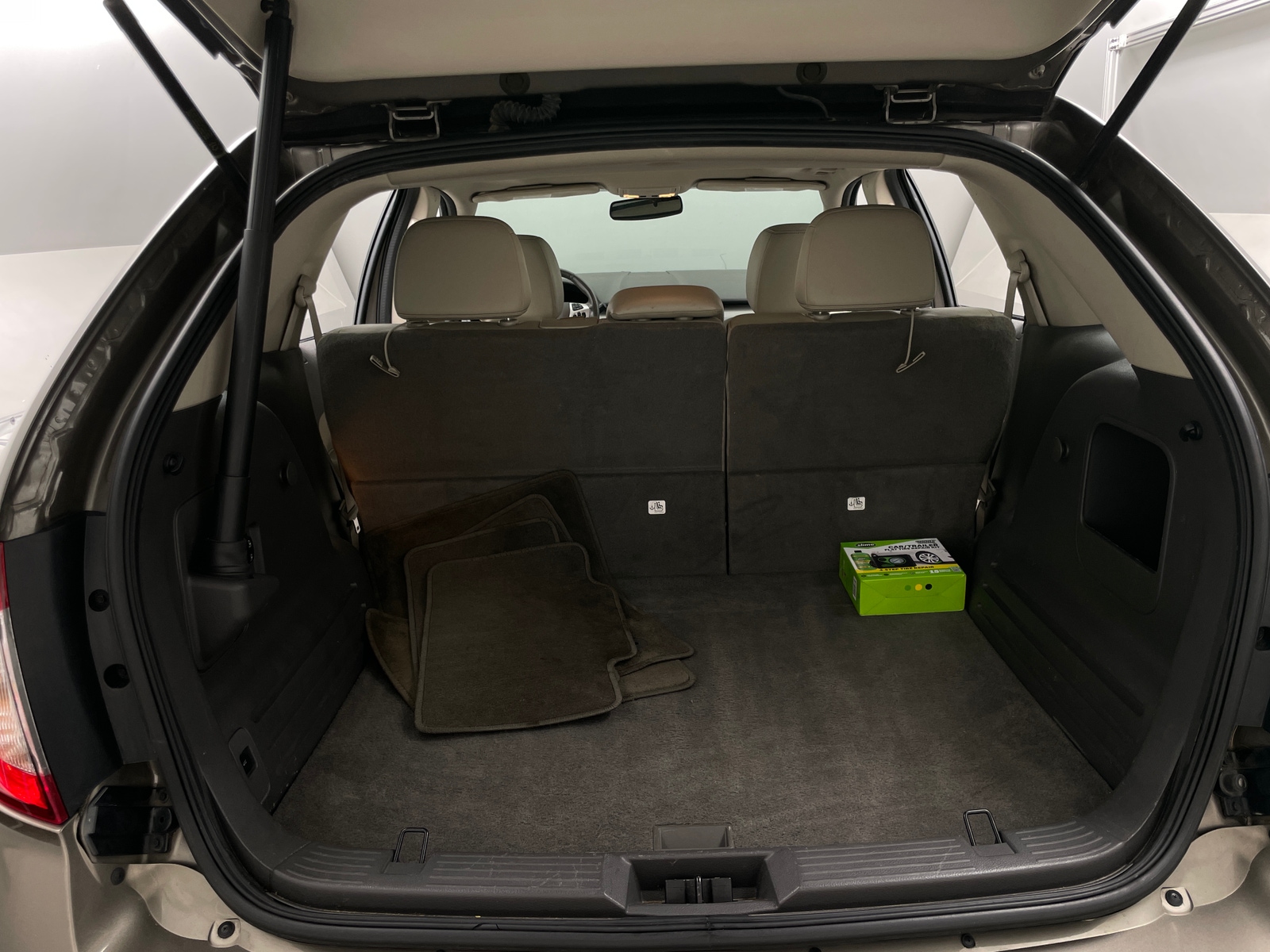 Thumbnail: 2014 Ford Edge - 7