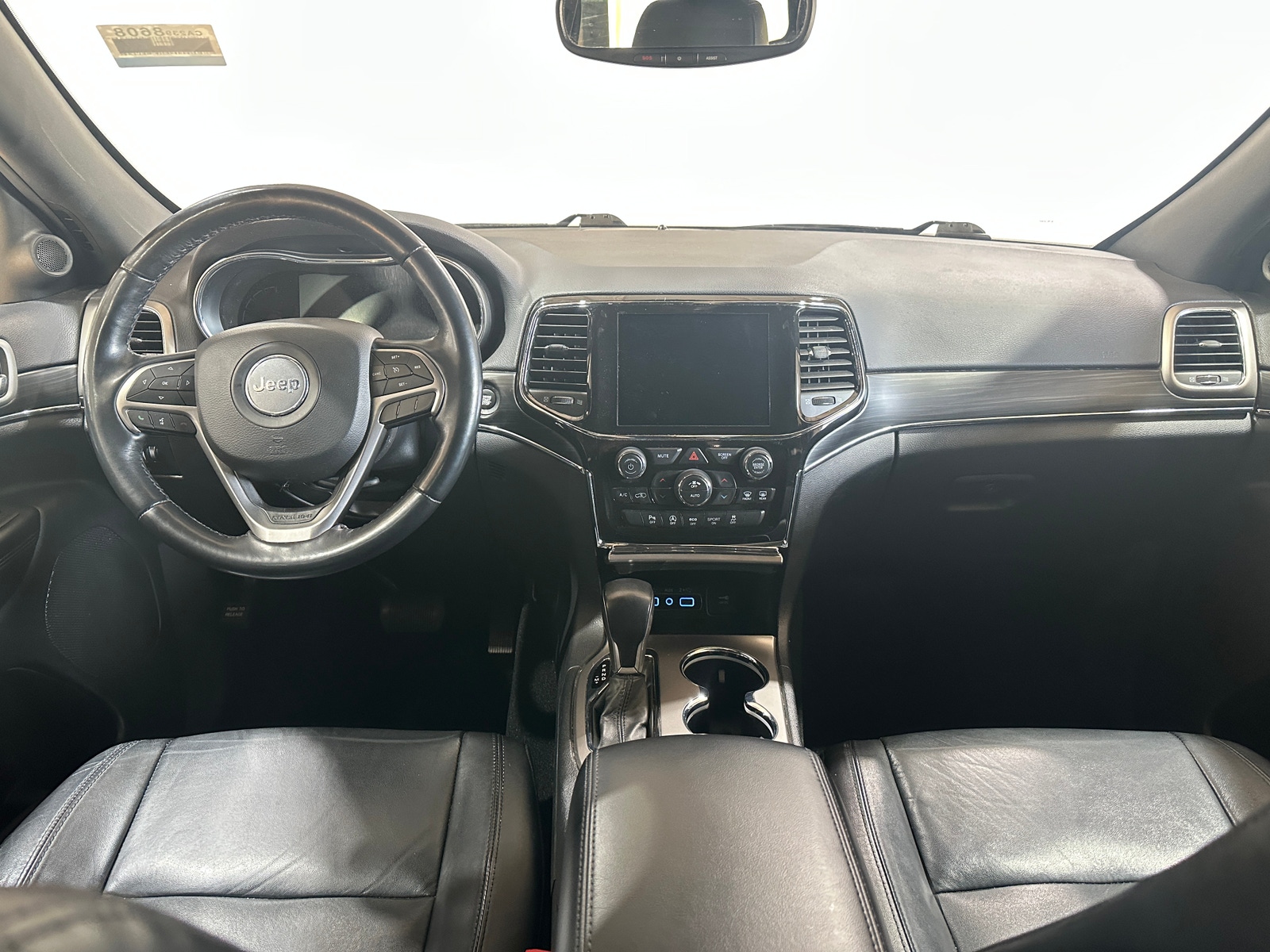 Thumbnail: 2022 Jeep Grand Cherokee - 2