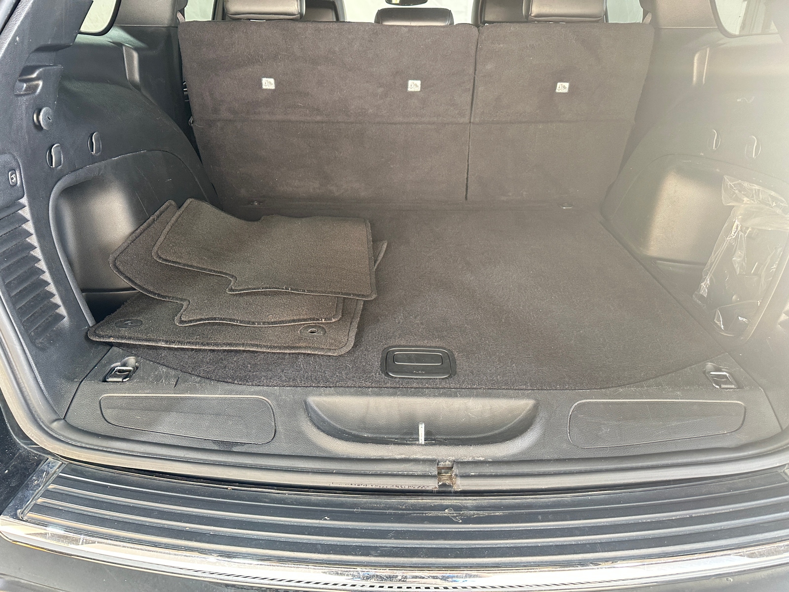 Thumbnail: 2022 Jeep Grand Cherokee - 6