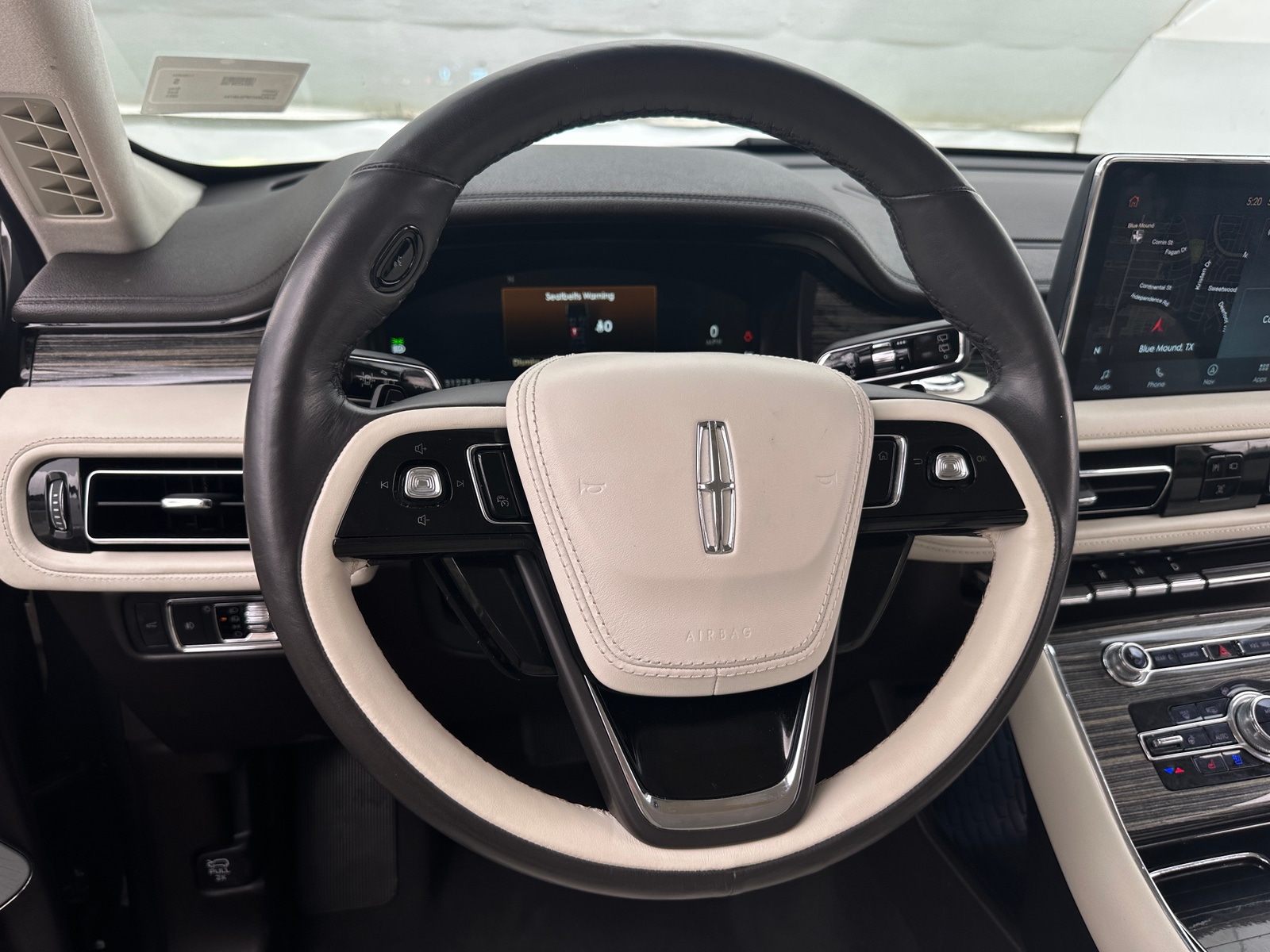 Thumbnail: 2023 Lincoln Aviator - 4