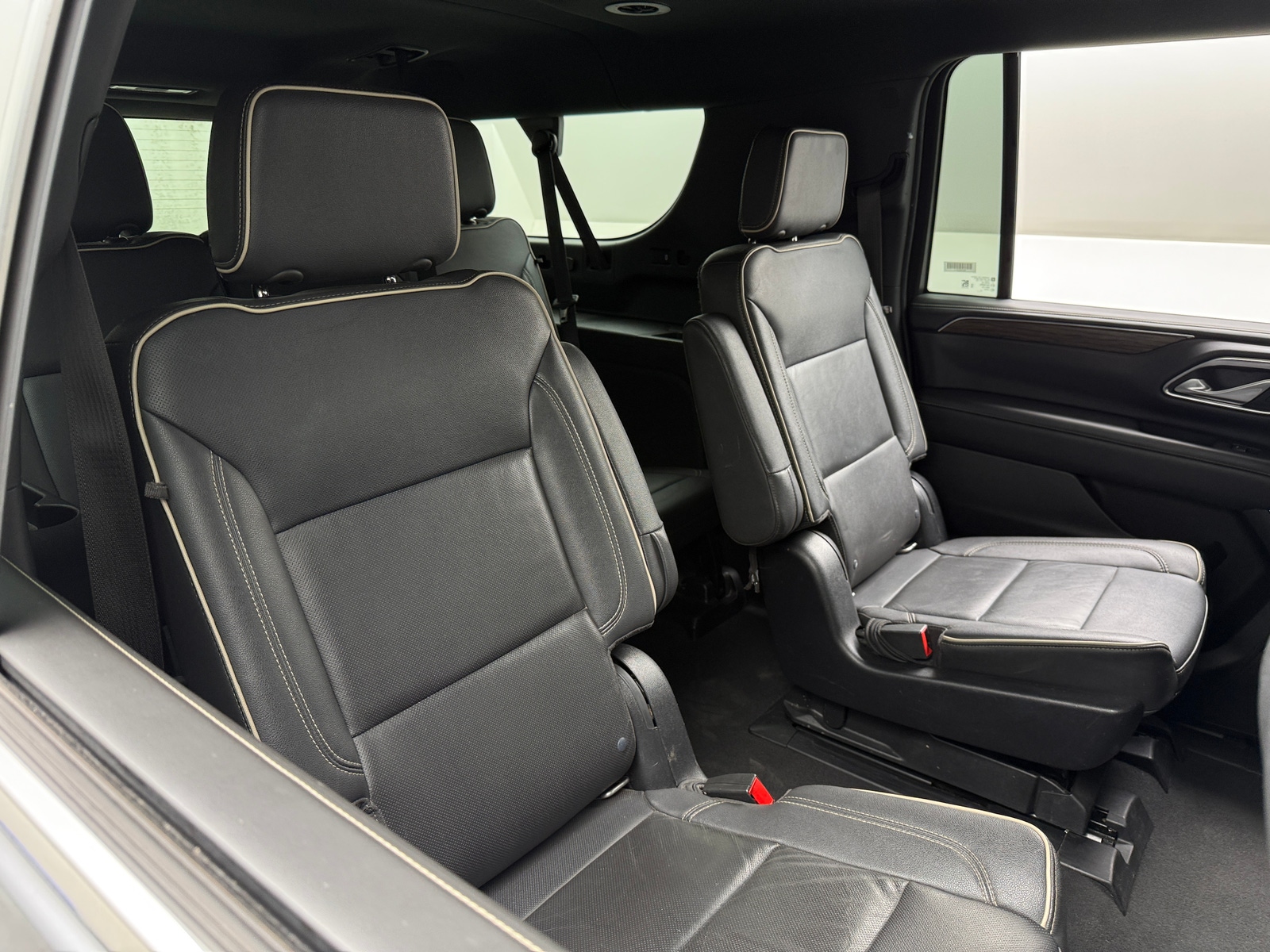 Thumbnail: 2022 Chevrolet Suburban - 5