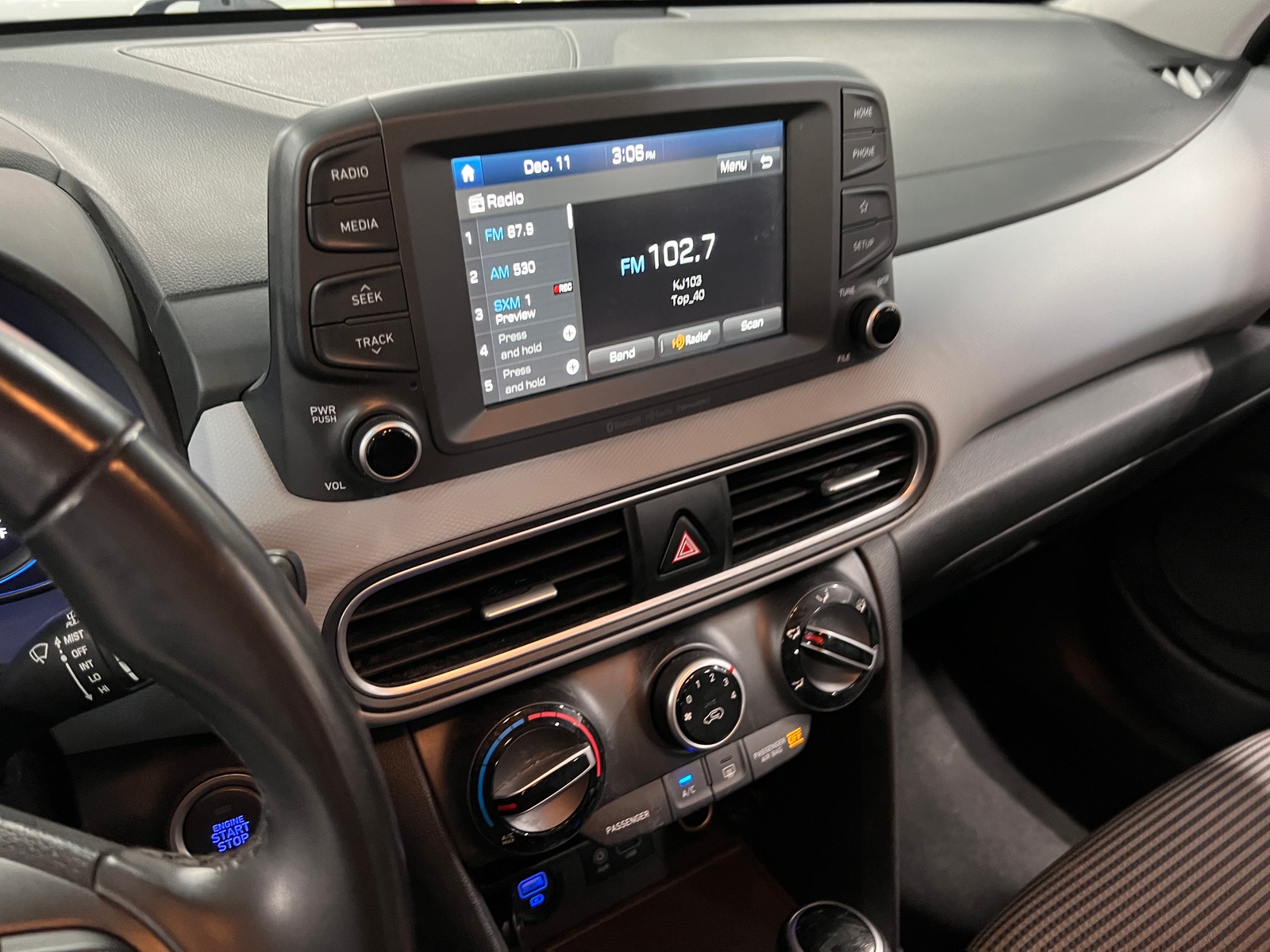 Thumbnail: 2021 Hyundai Kona - 4