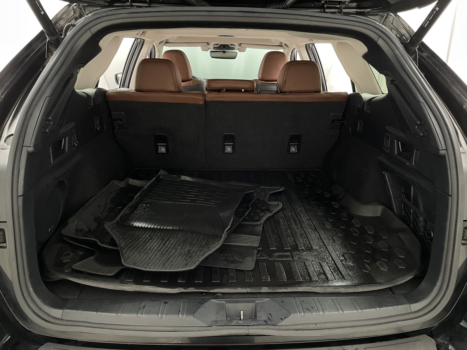 Thumbnail: 2020 Subaru Outback - 6