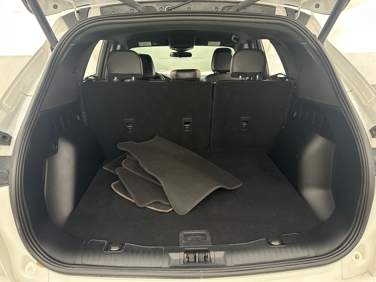 Thumbnail: 2023 Ford Escape - 7