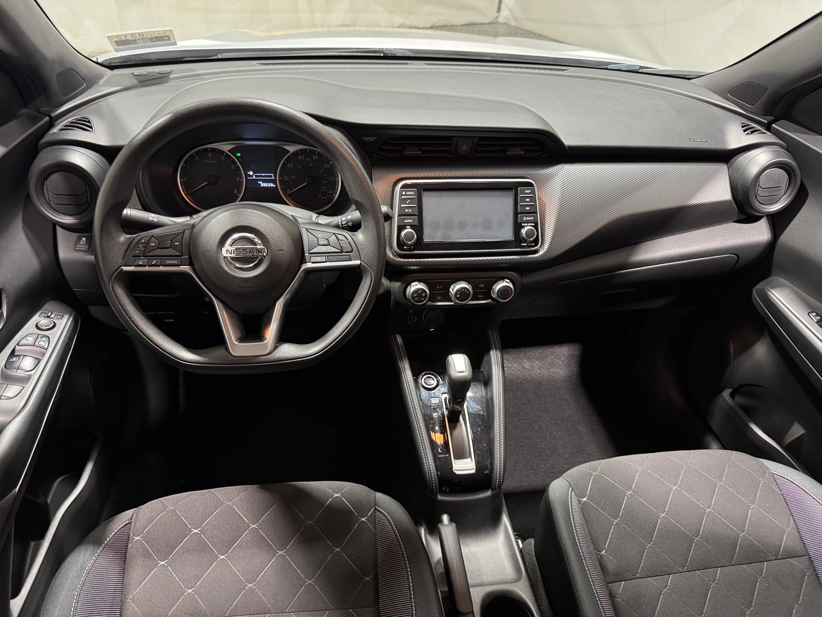 Thumbnail: 2019 Nissan Kicks - 3