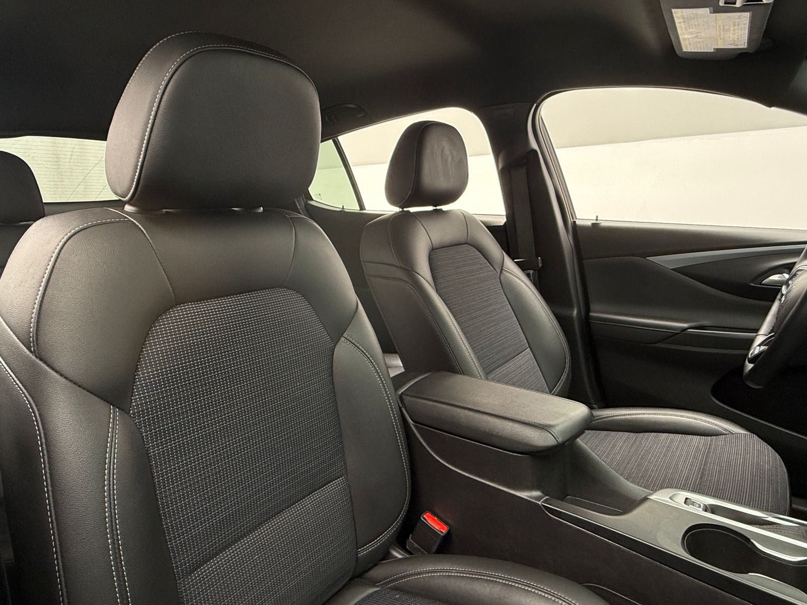 Thumbnail: 2024 Buick Envista - 2