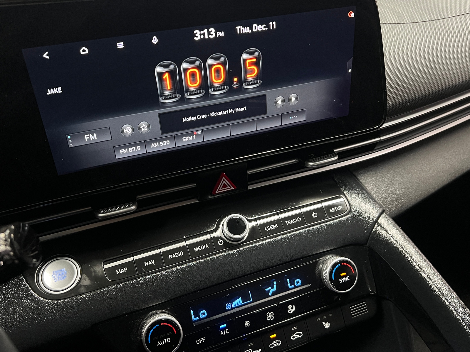 Thumbnail: 2021 Hyundai Elantra - 3