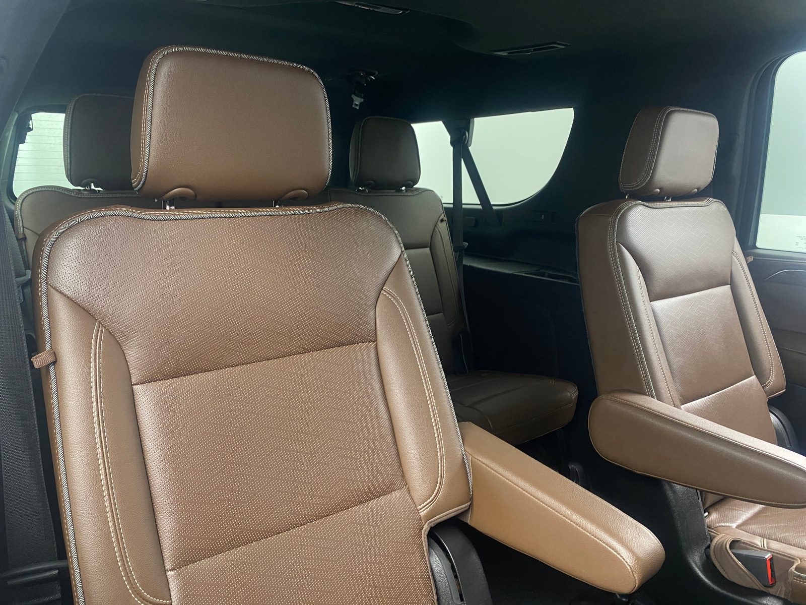 Thumbnail: 2021 Chevrolet Suburban - 5