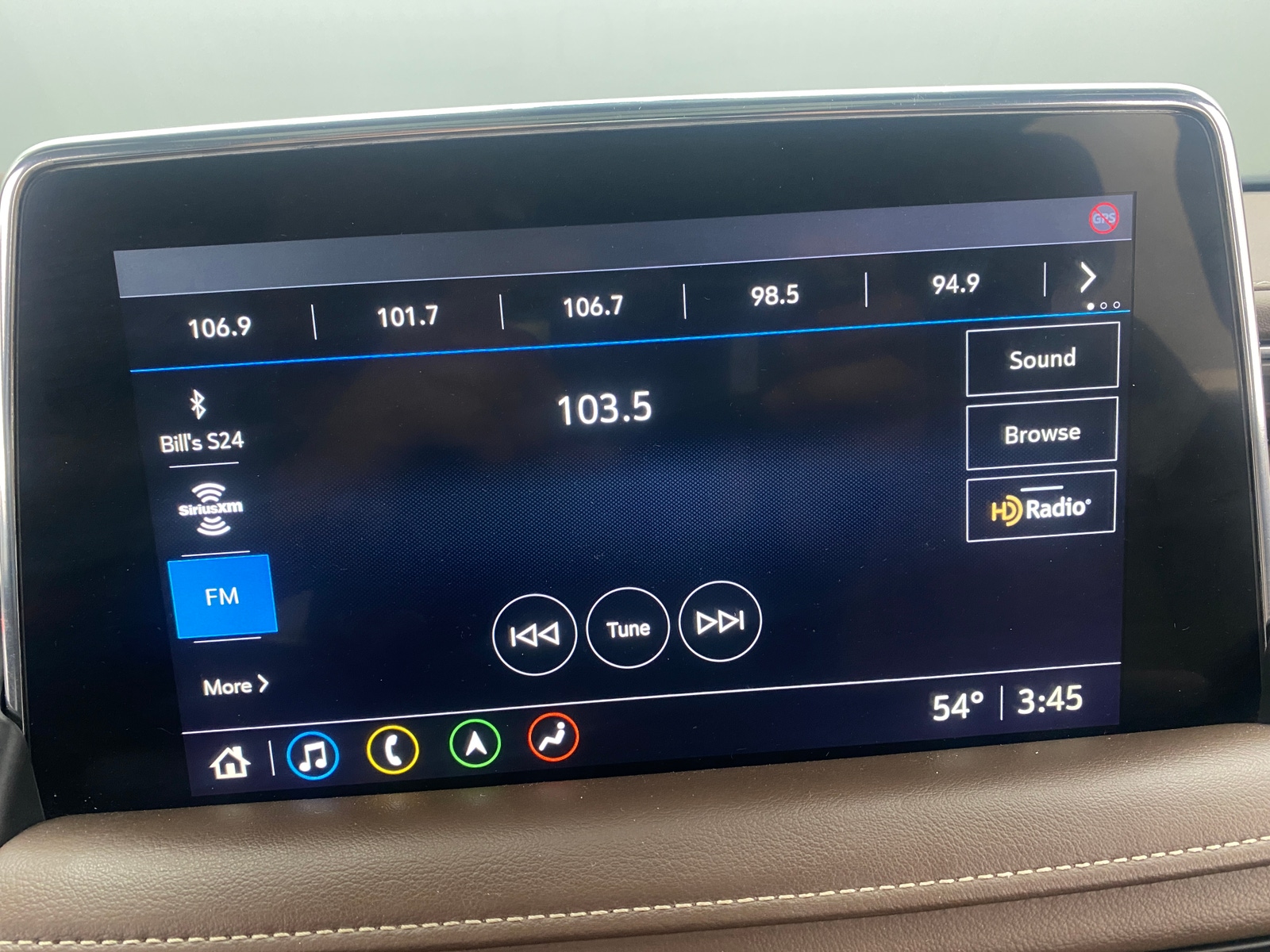 Thumbnail: 2021 Chevrolet Suburban - 3