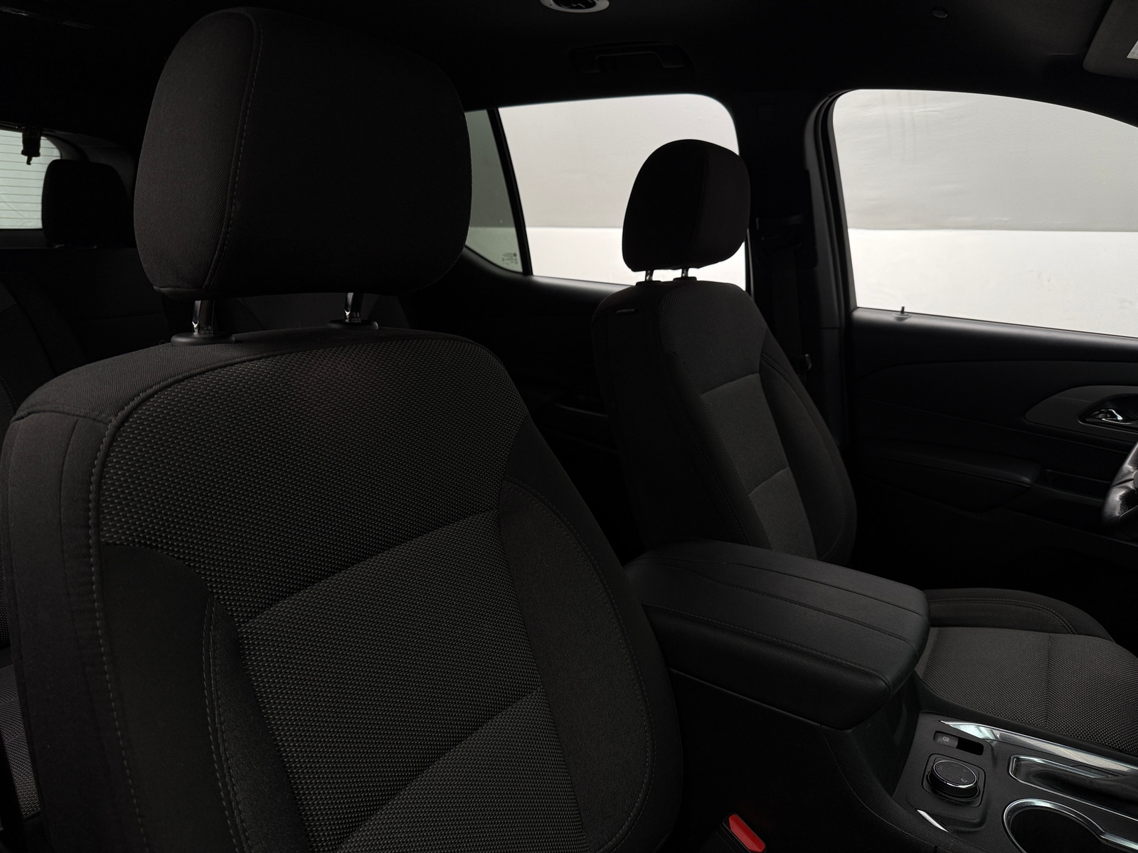 Thumbnail: 2023 Chevrolet Traverse - 2