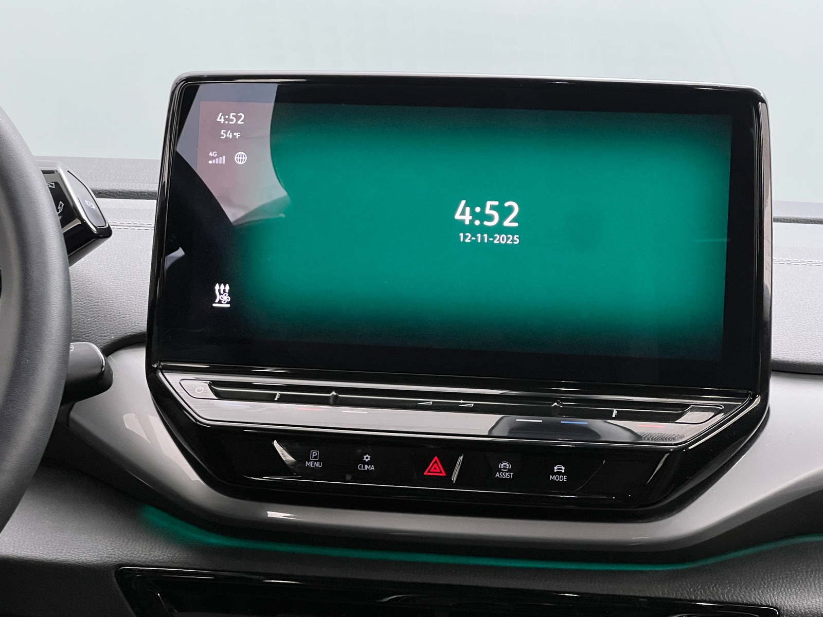 Thumbnail: 2023 Volkswagen ID.4 - 3