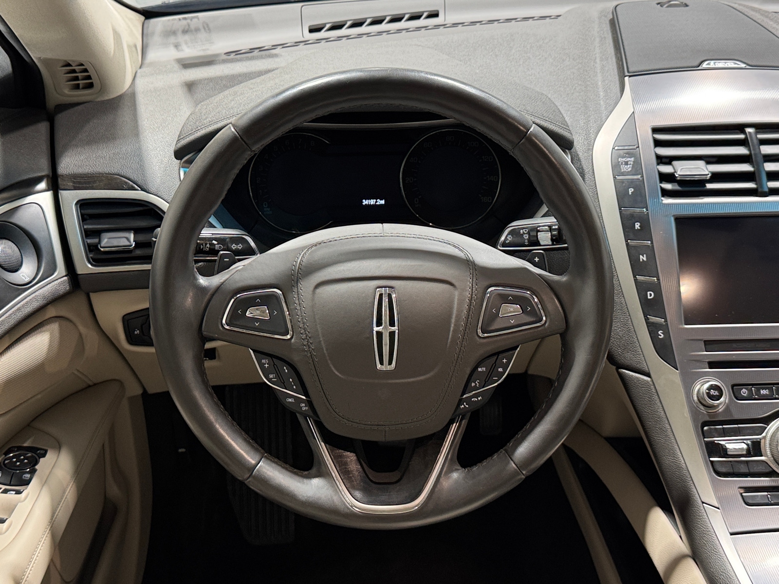 Thumbnail: 2019 Lincoln MKZ - 4