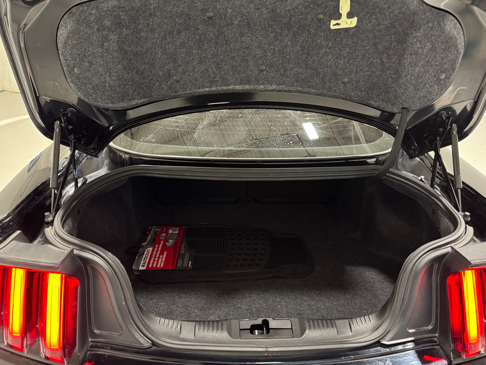 Thumbnail: 2017 Ford Mustang - 5