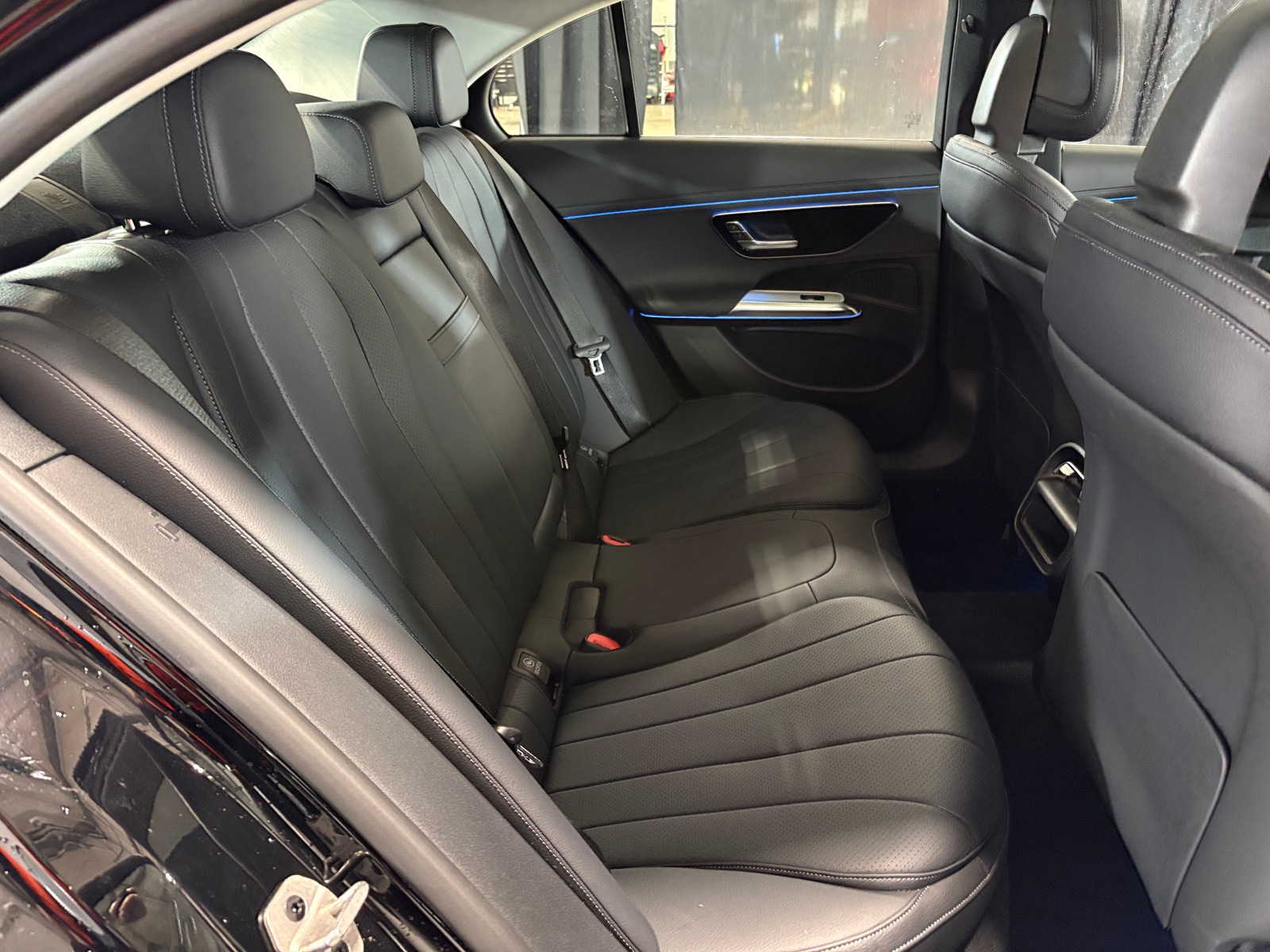 Thumbnail: 2025 Mercedes-Benz E-Class - 5