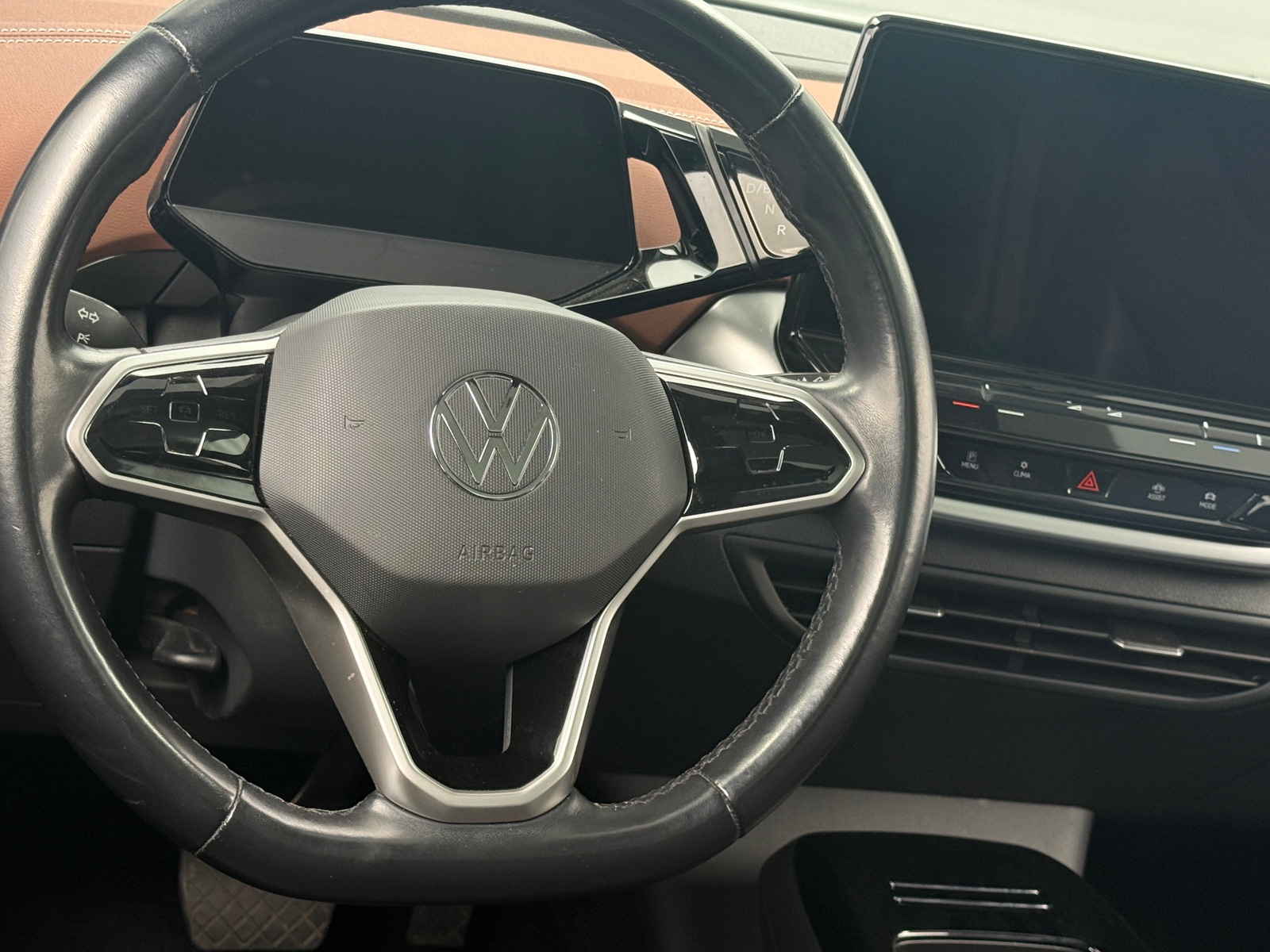 Thumbnail: 2021 Volkswagen ID.4 - 5