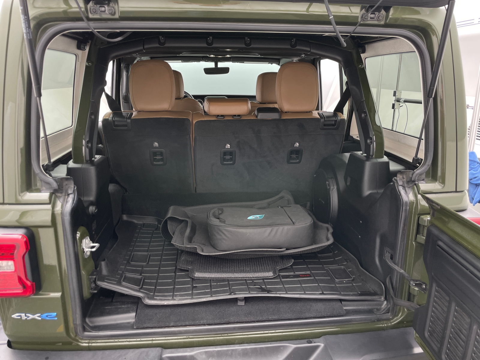 Thumbnail: 2023 Jeep Wrangler - 6