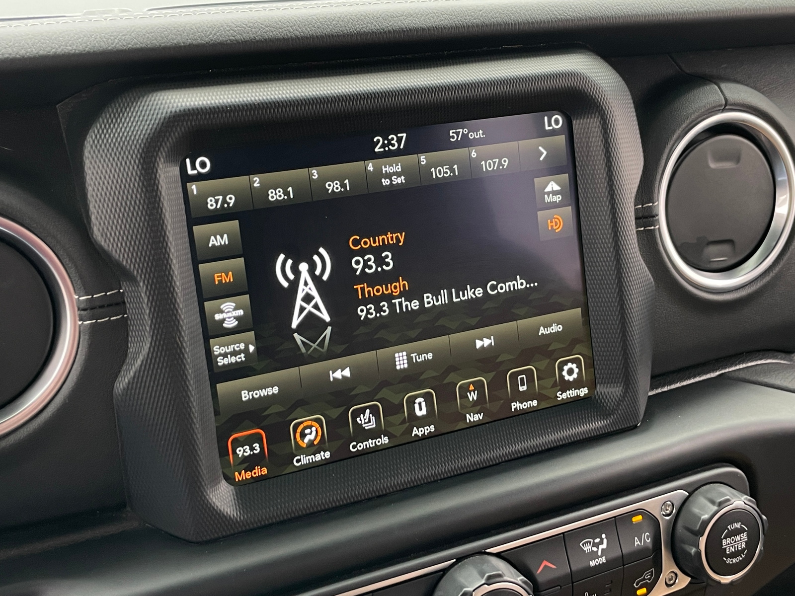 Thumbnail: 2023 Jeep Wrangler - 3