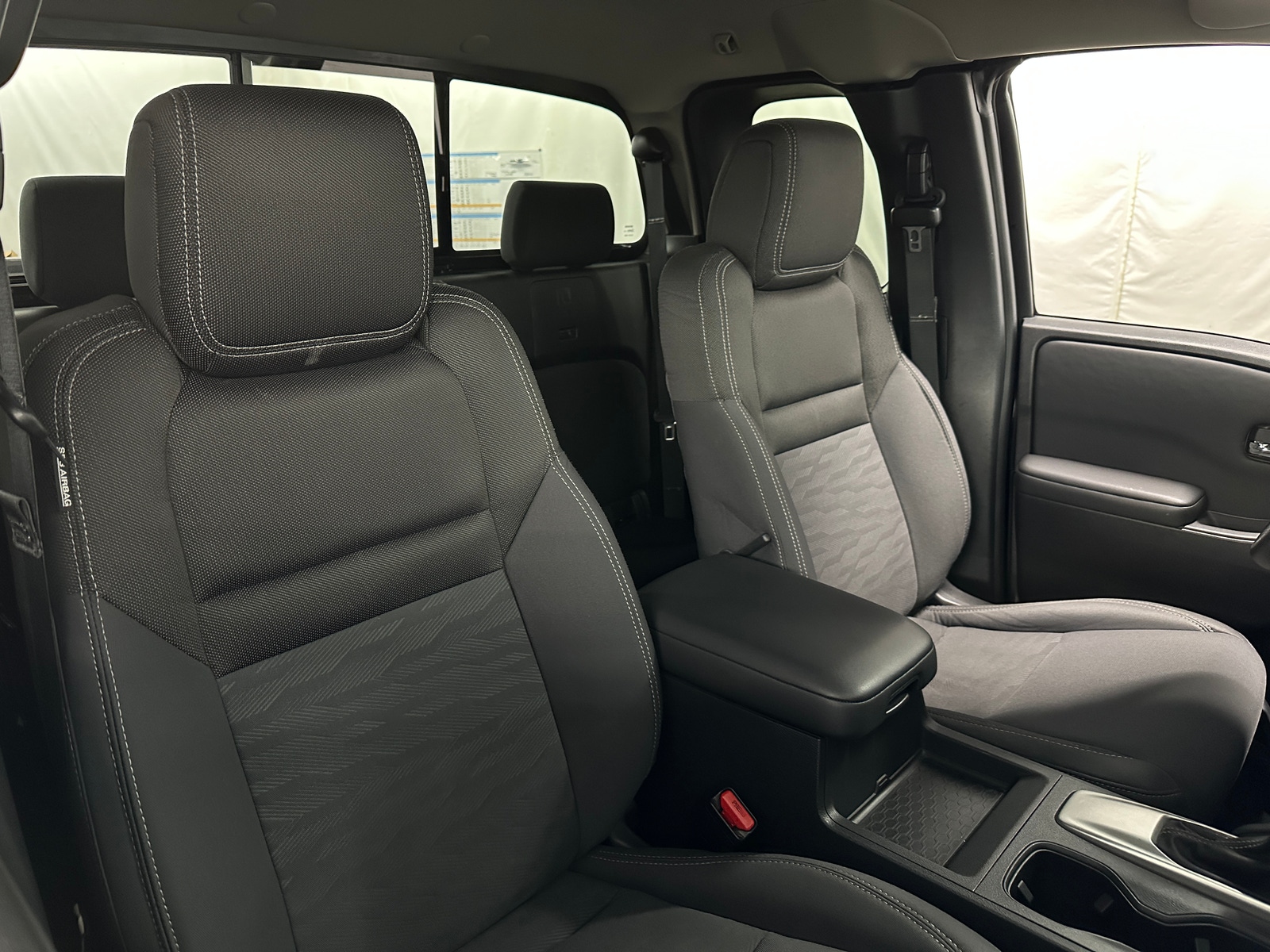 Thumbnail: 2022 Nissan Frontier - 6