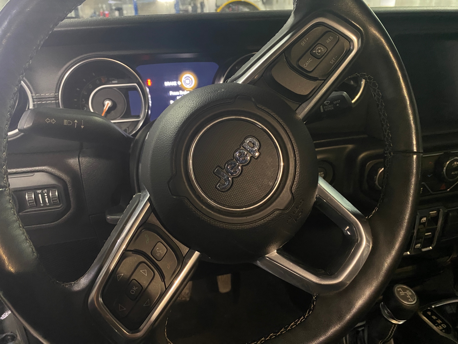 Thumbnail: 2019 Jeep Wrangler - 4