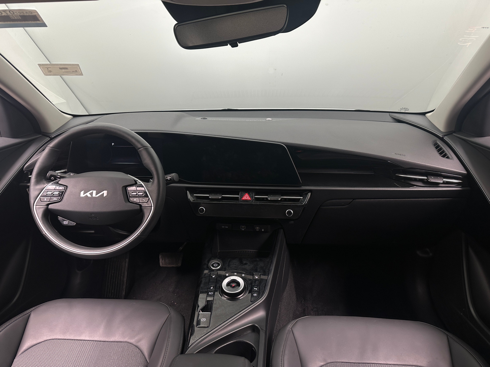 Thumbnail: 2023 Kia Niro - 2