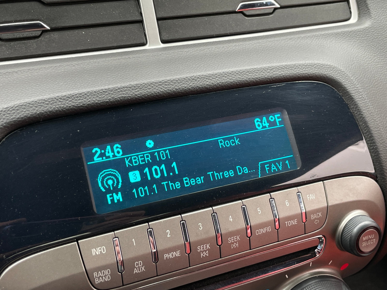 Thumbnail: 2010 Chevrolet Camaro - 2