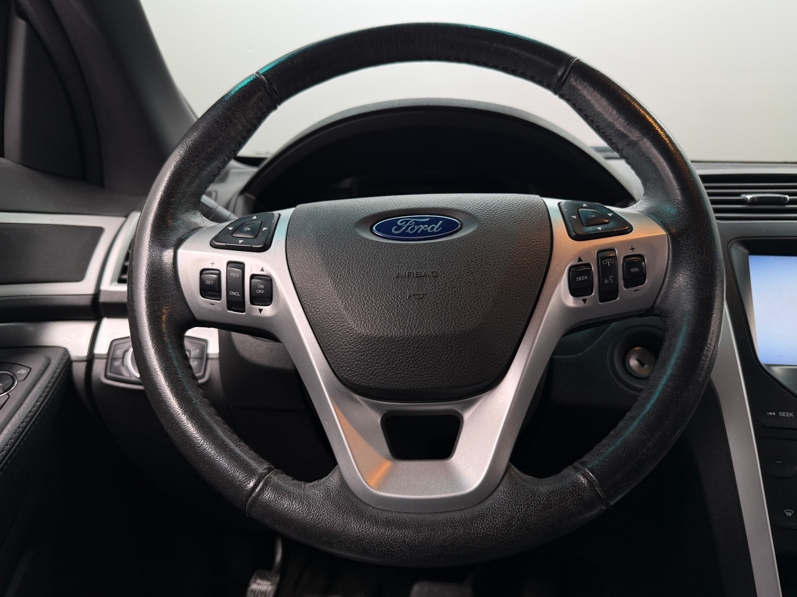 Thumbnail: 2014 Ford Explorer - 4