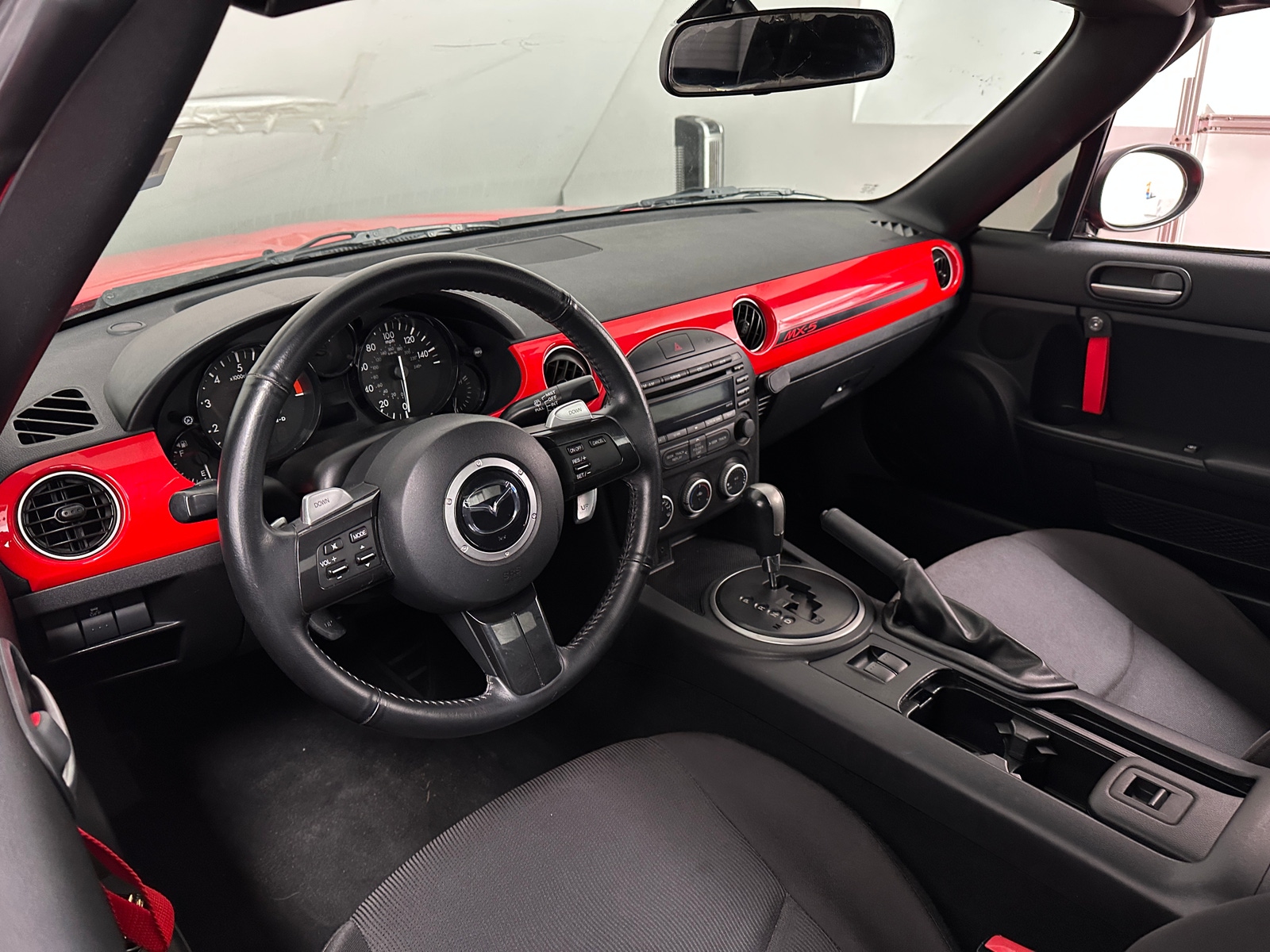 Thumbnail: 2015 Mazda MX-5 Miata - 3