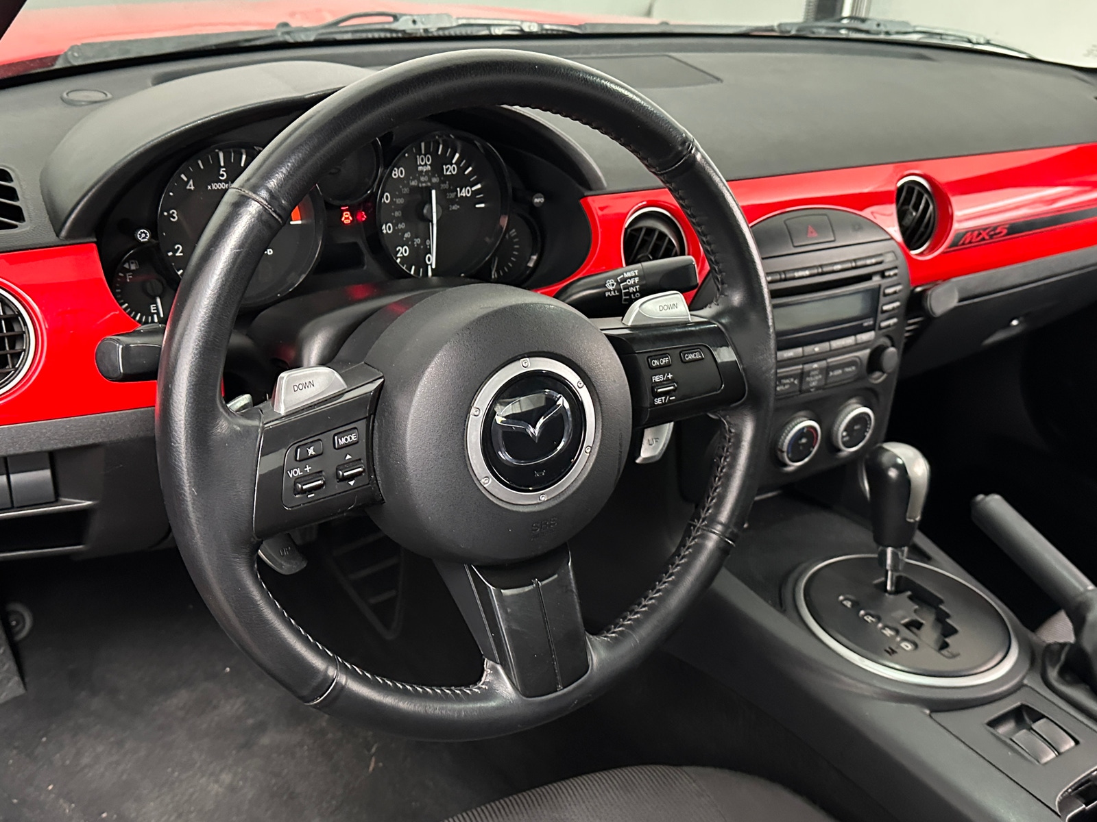 Thumbnail: 2015 Mazda MX-5 Miata - 5