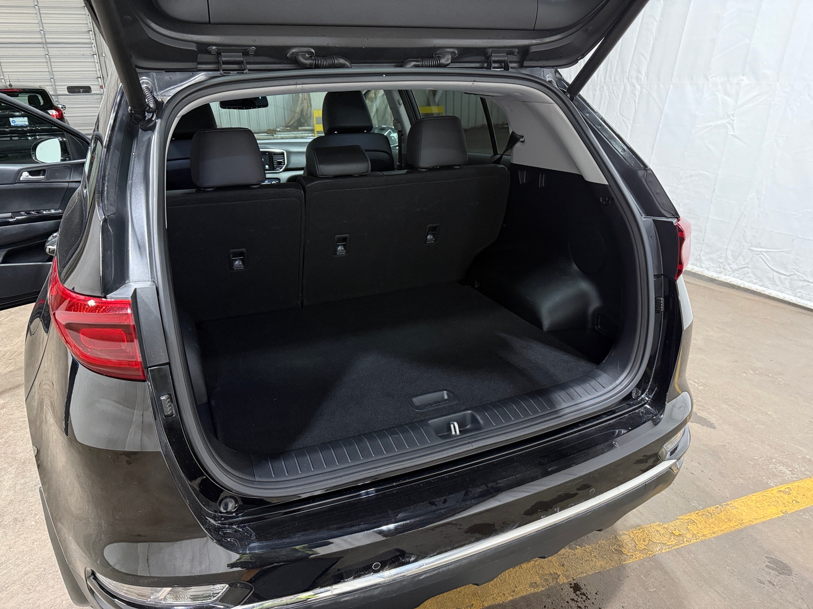 Thumbnail: 2020 Kia Sportage - 6