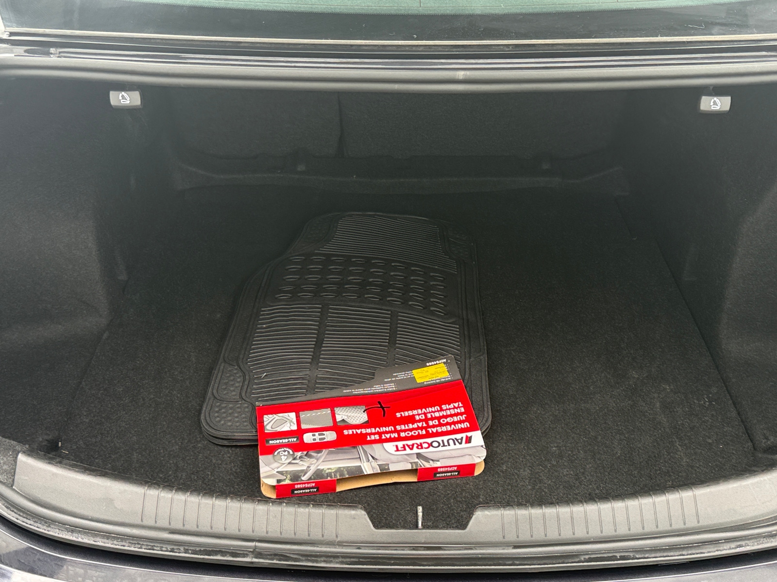 Thumbnail: 2023 Chevrolet Malibu - 7