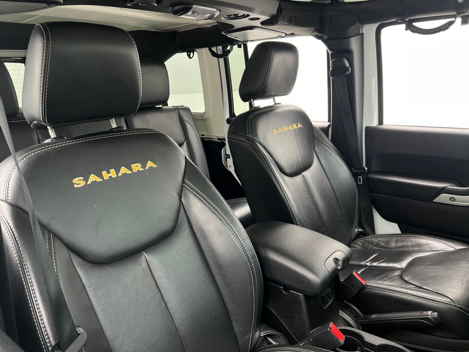 Thumbnail: 2015 Jeep Wrangler - 2