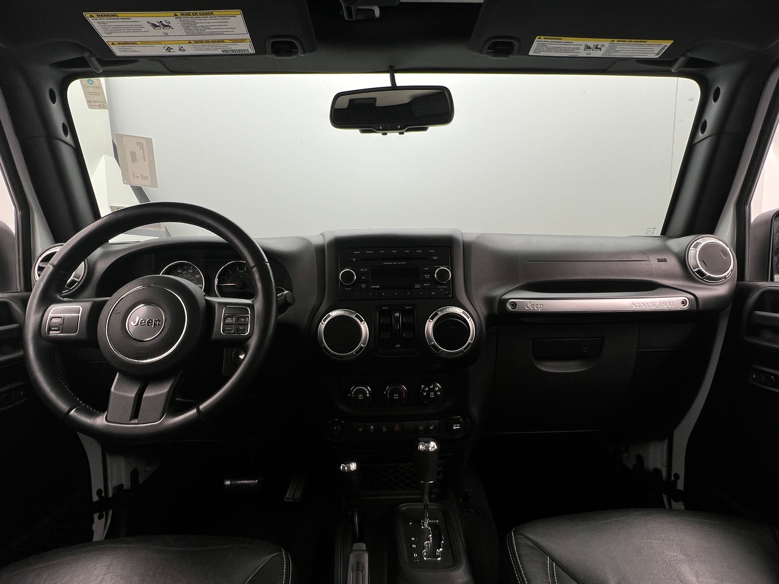 Thumbnail: 2015 Jeep Wrangler - 3