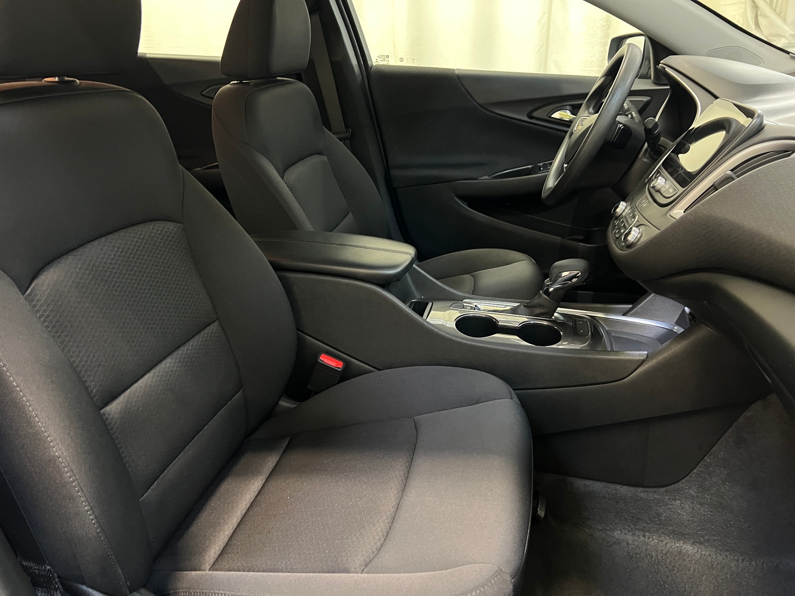 Thumbnail: 2024 Chevrolet Malibu - 2