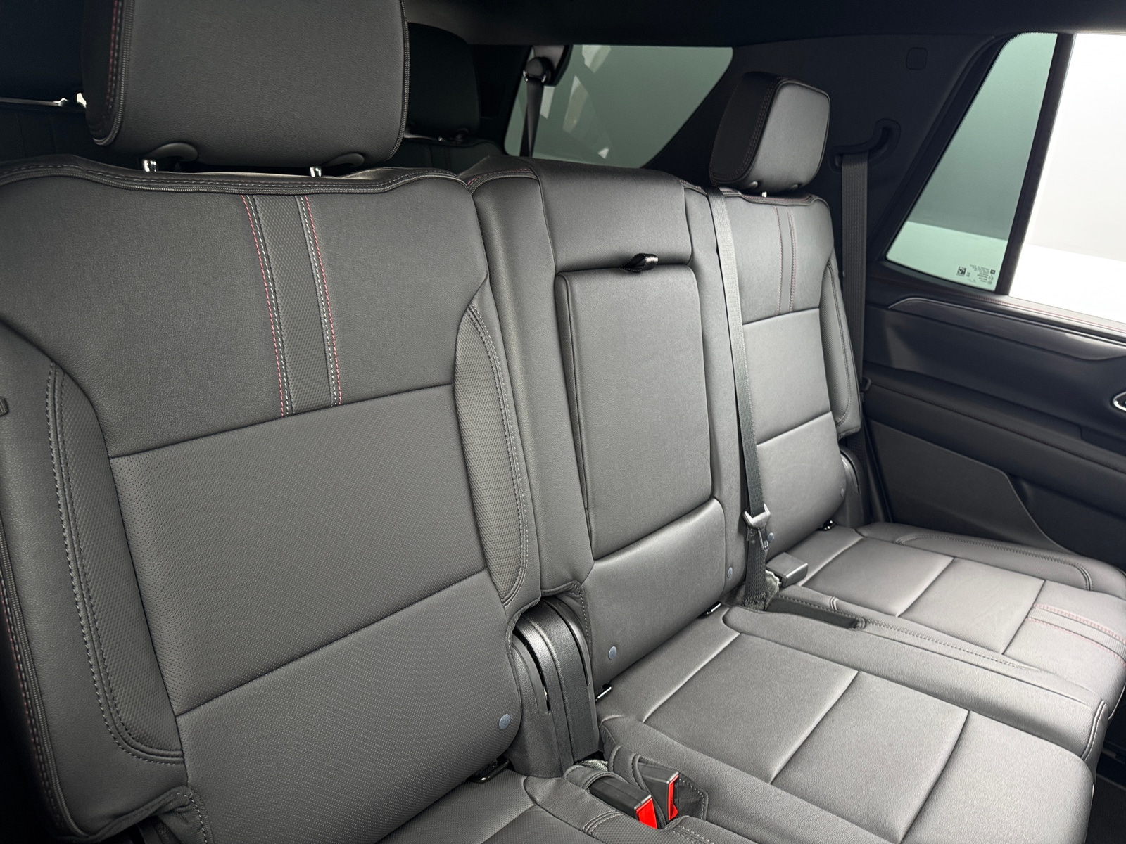 Thumbnail: 2023 Chevrolet Tahoe - 5