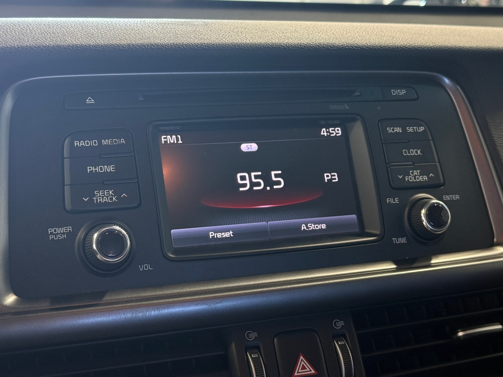 Thumbnail: 2016 Kia Optima - 4