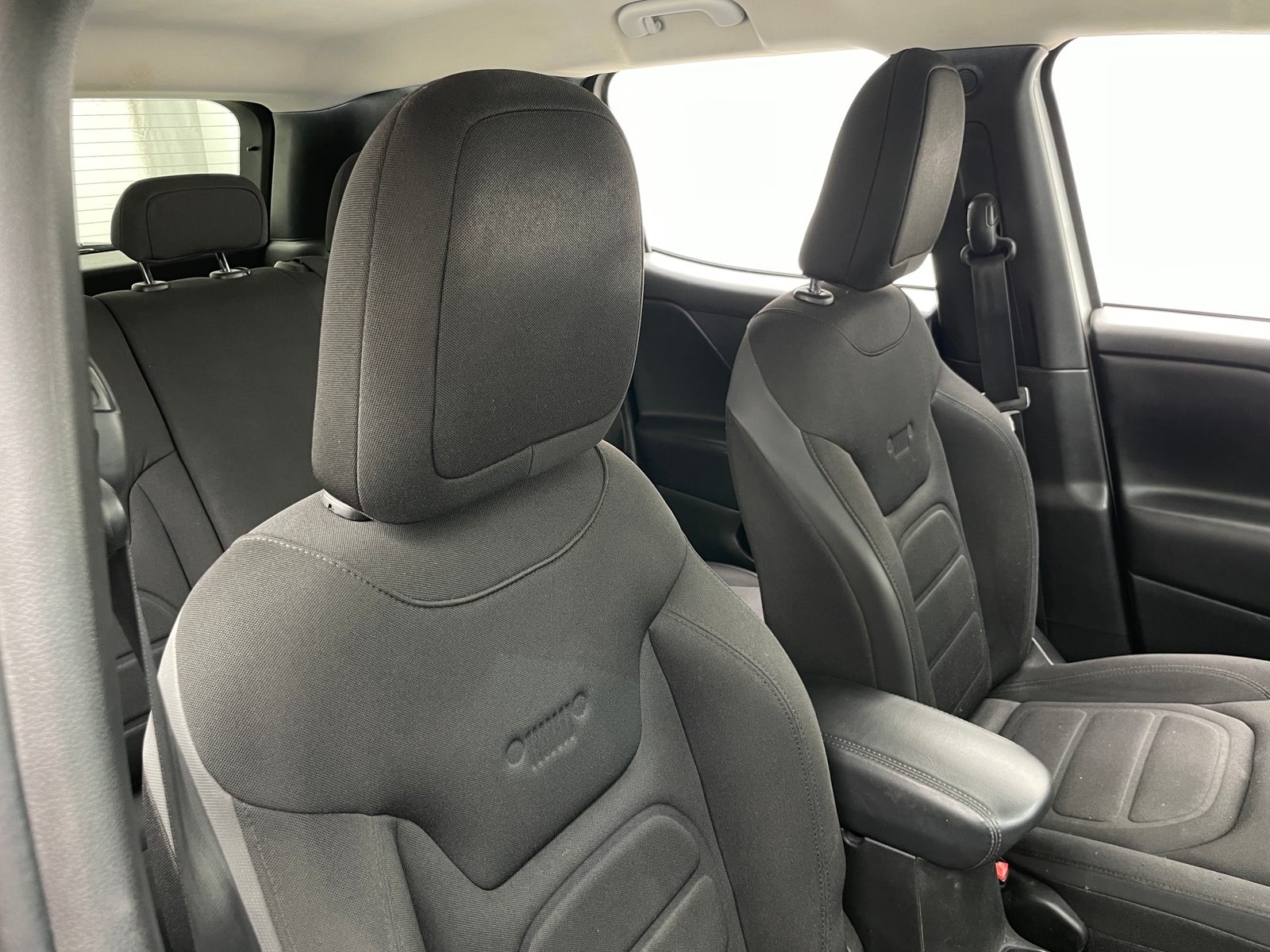 Thumbnail: 2017 Jeep Renegade - 2