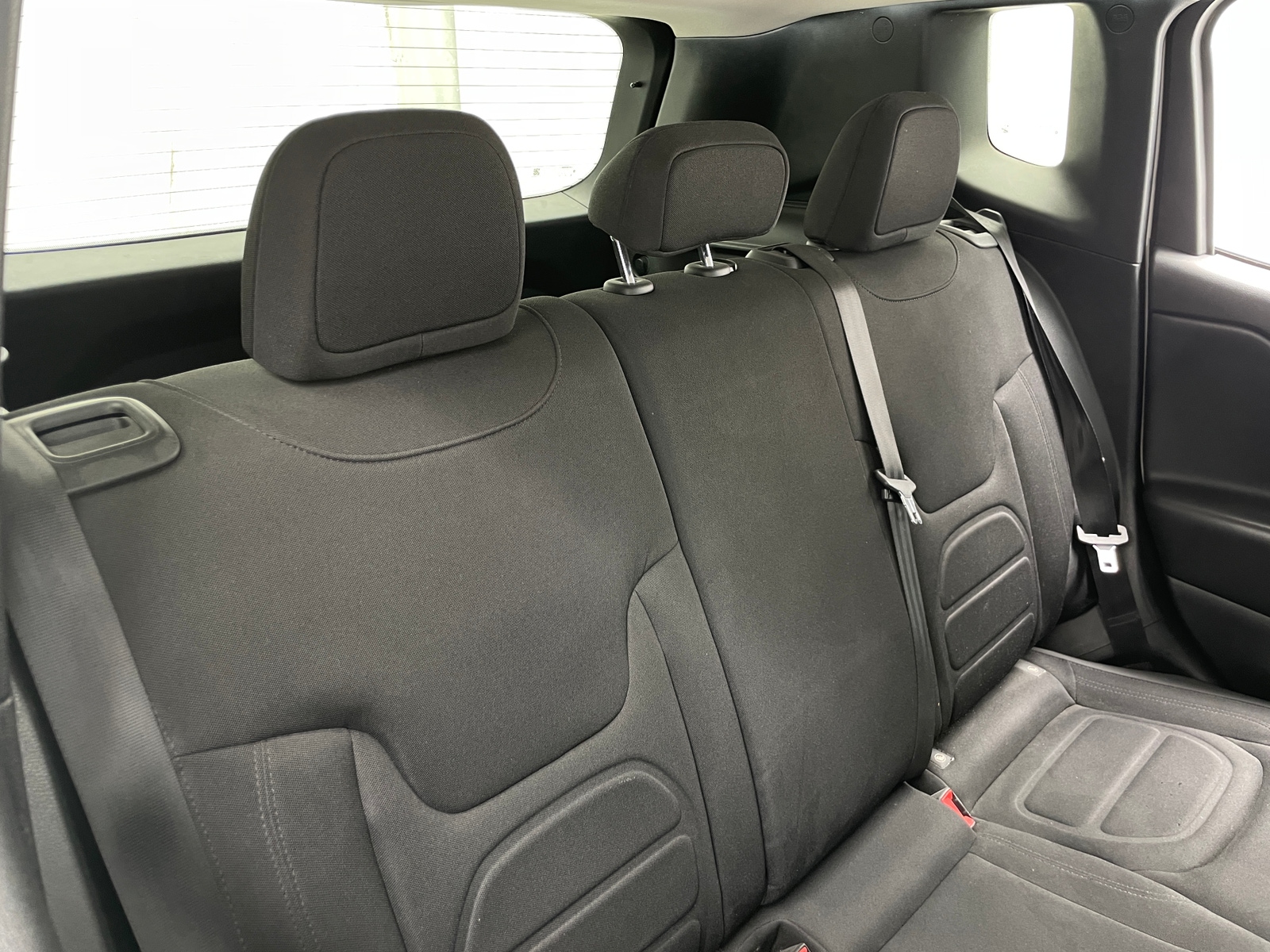 Thumbnail: 2017 Jeep Renegade - 6