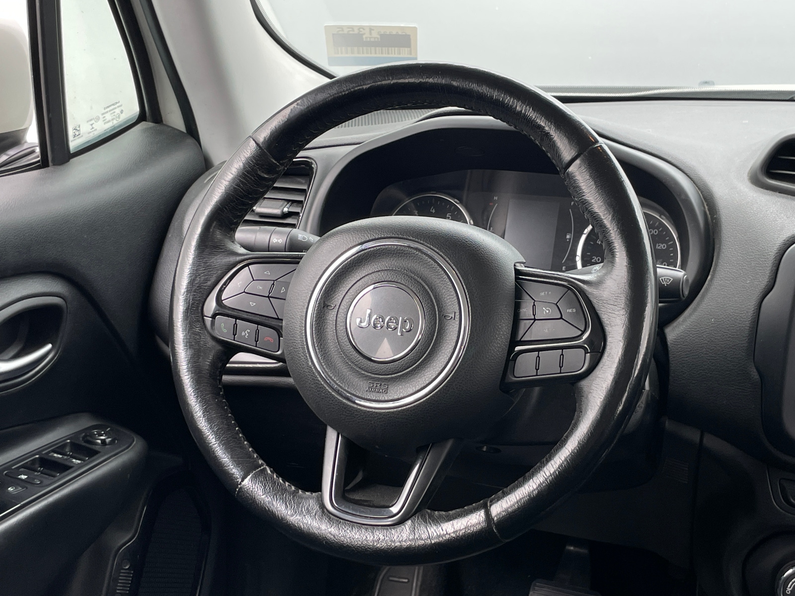 Thumbnail: 2017 Jeep Renegade - 5