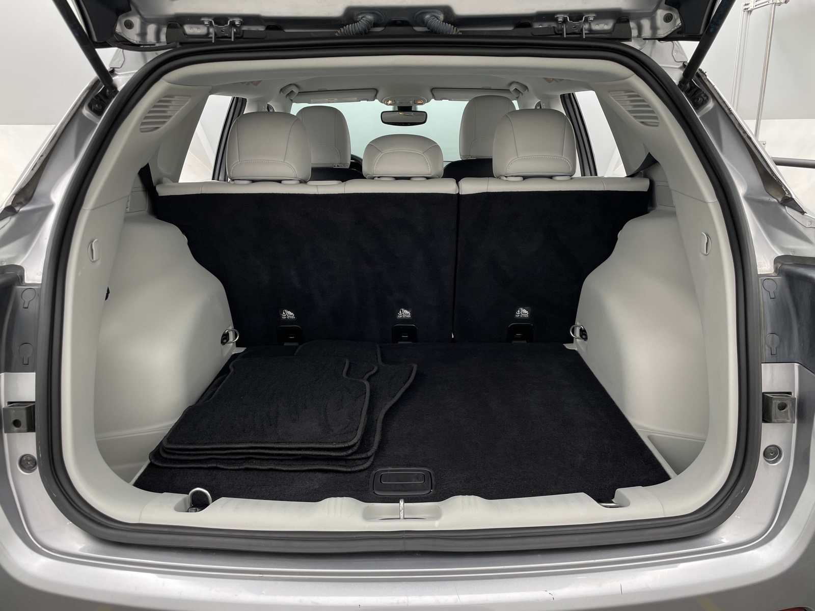 Thumbnail: 2019 Jeep Compass - 7