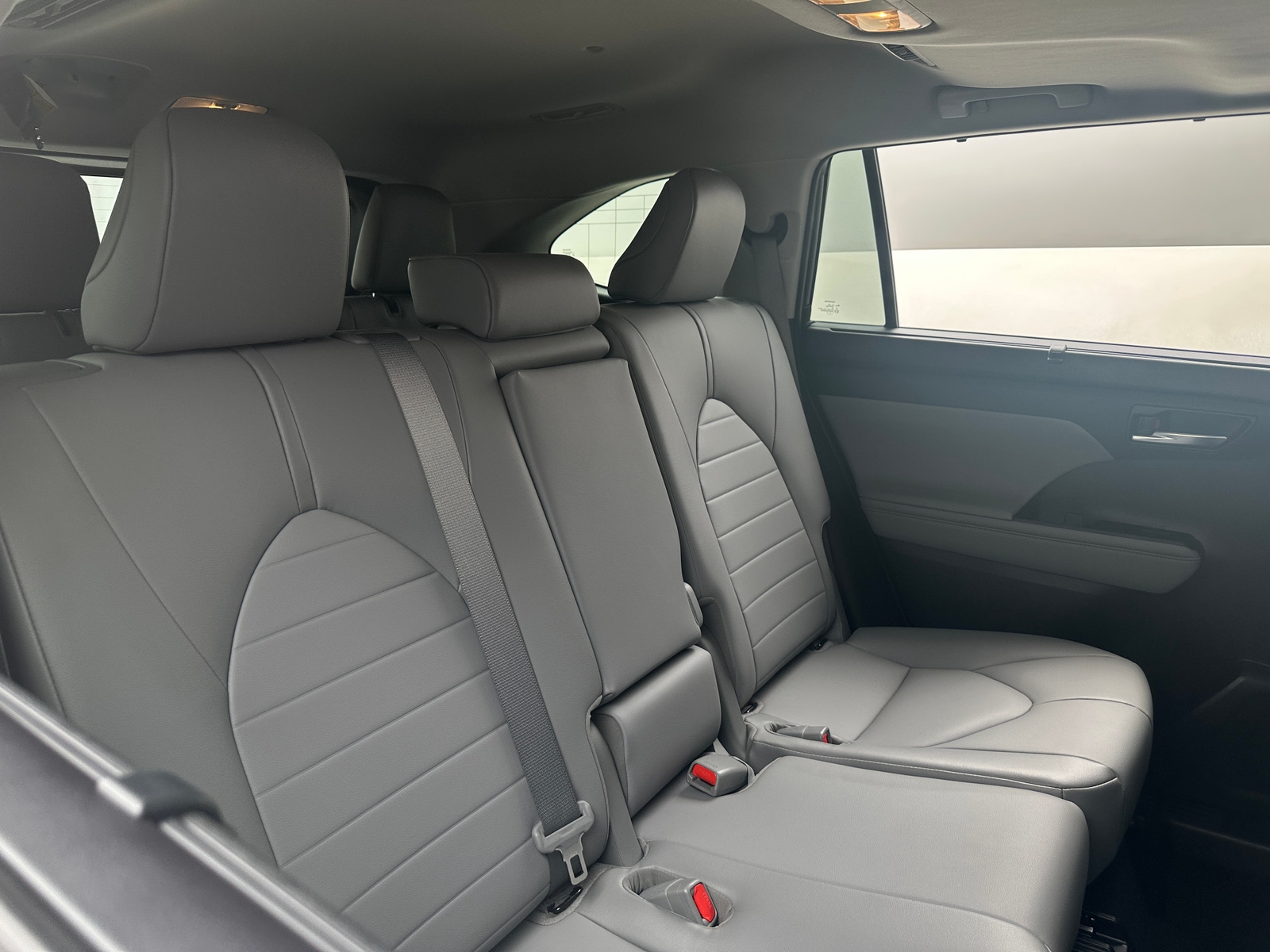 Thumbnail: 2020 Toyota Highlander - 5