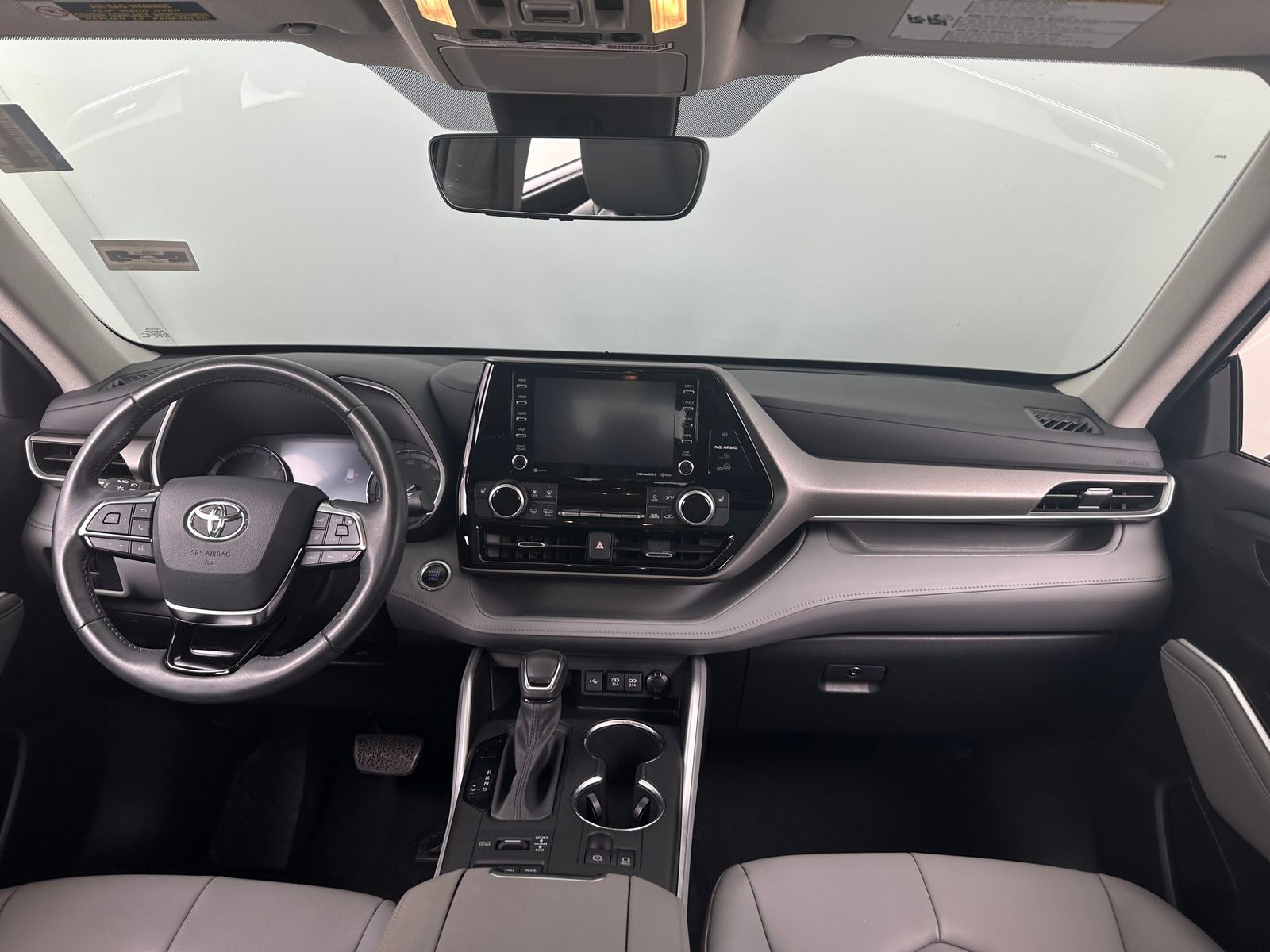 Thumbnail: 2020 Toyota Highlander - 2