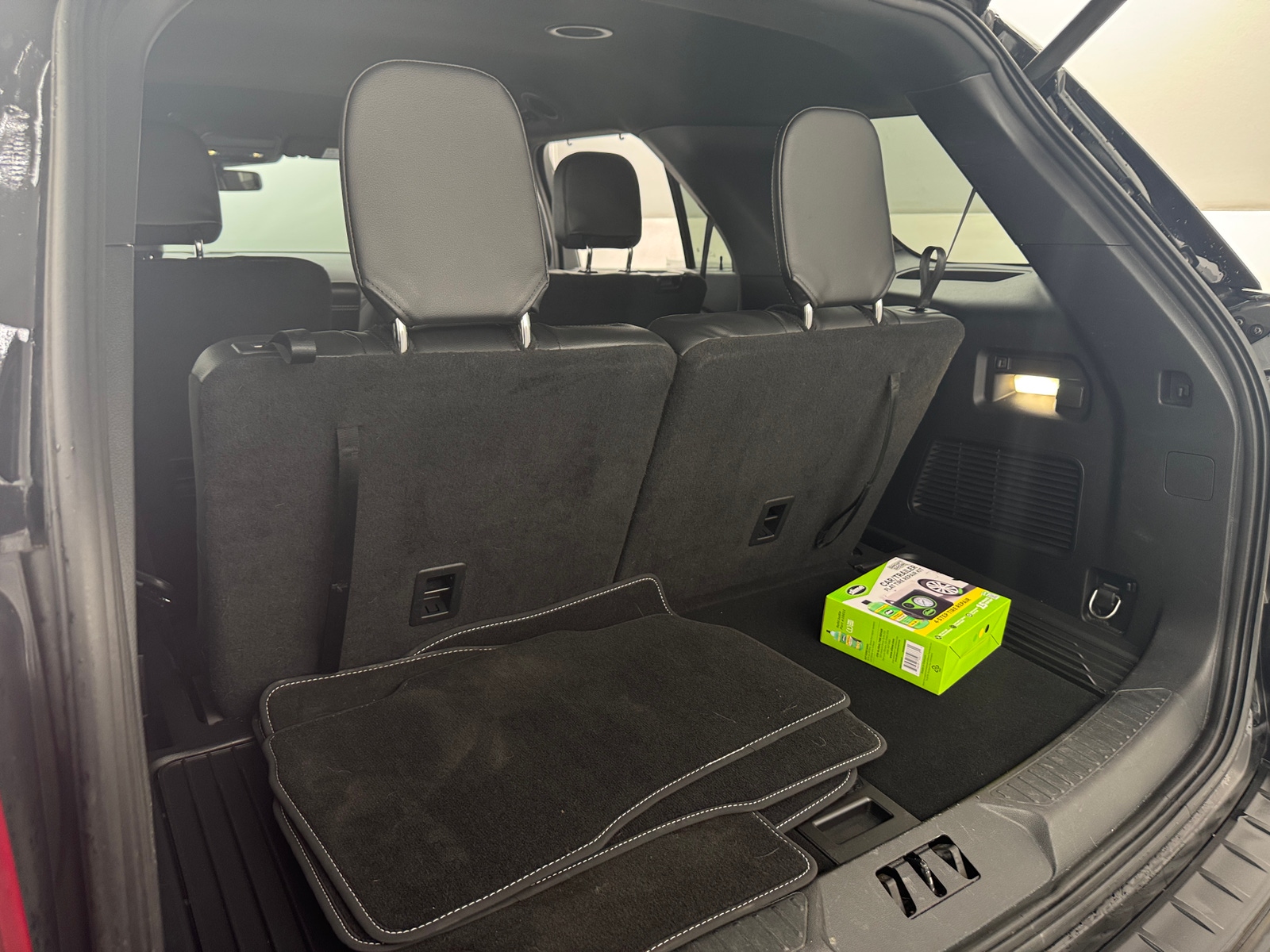 Thumbnail: 2022 Ford Explorer - 6