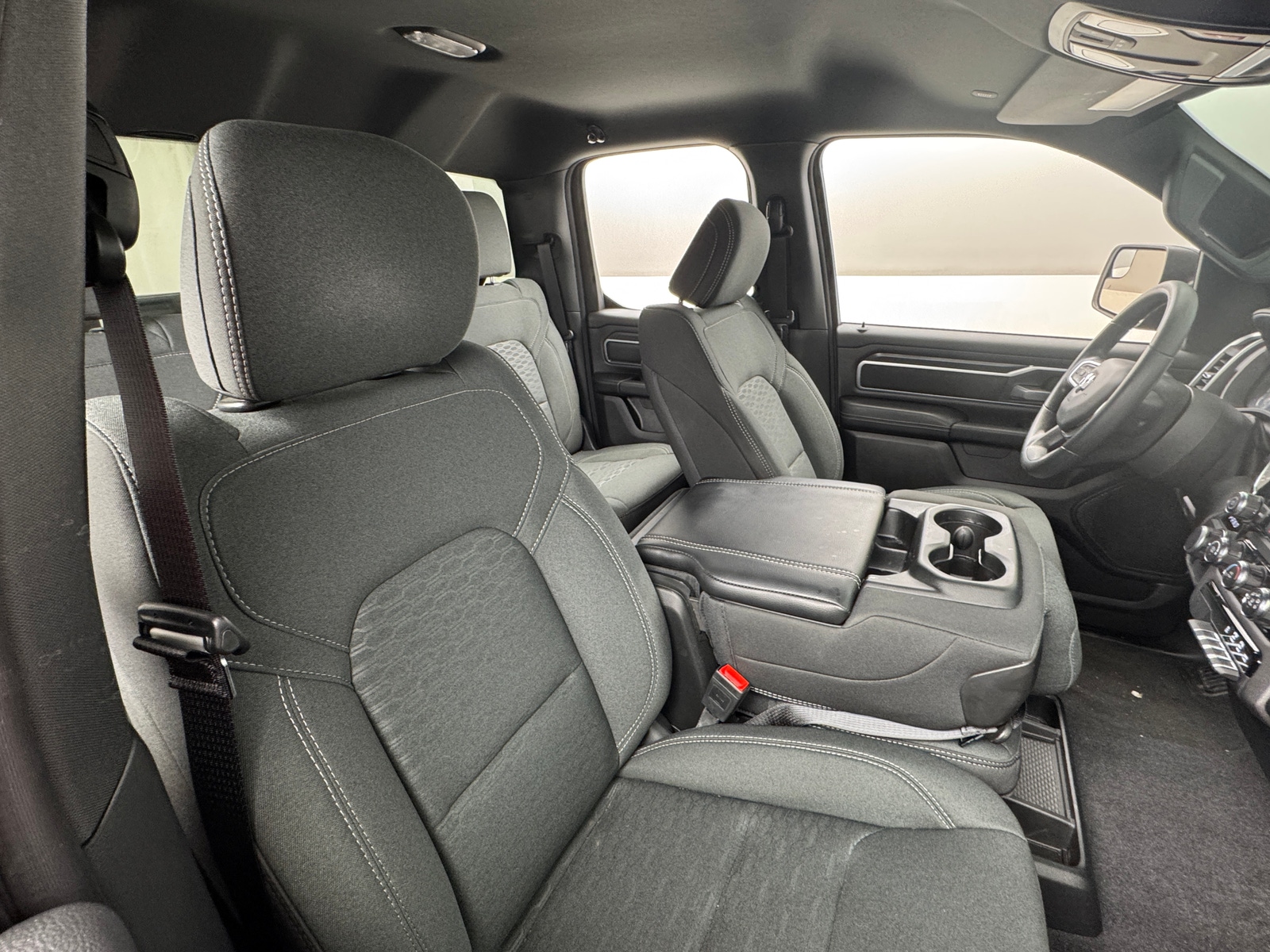 Thumbnail: 2025 RAM 1500 - 2