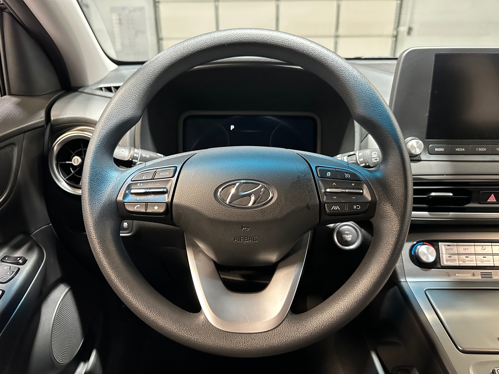 Thumbnail: 2023 Hyundai Kona - 5